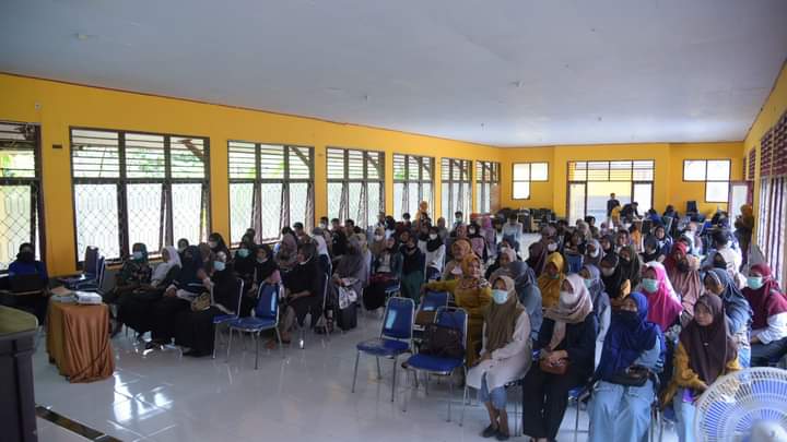 Diskominfo Buton menggandeng BBPSDMP Kominfo Makassar menggelar Pelatihan Digital Entrepreneurship Academy yang melibatkan pelaku UMKM di Buton. (Foto: Ist)