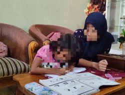 Siswi SD di Baubau Mengeluh Kerjakan Tugas Sekolah, Videonya Viral