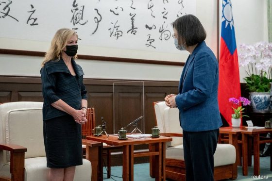 Senator Amerika Serikat Marsha Blackburn menjadi anggota Kongres terbaru yang mengunjungi Taiwan. (The Edge Markets)