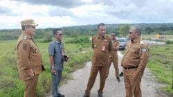 KOLABORASI: WALI Kota Baubau, H Yusran Fahim (HYF) berkunjung ke Buton Selatan (Busel), Selasa (8/7). Kunjungan orang nomor satu di Baubau tersebut disambut Bupati Busel, H Muhammad Adios.(IST)